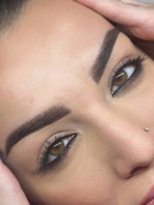 RITOCCO DERMOPIGMENTAZIONE SOPRACCIGLIA